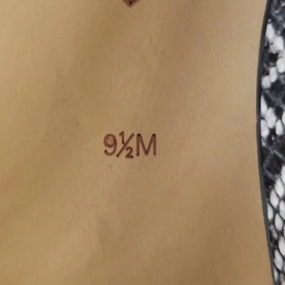 Halogen Owen Ghillie Flat. Snakeskin Black & White Print, Womens Size 9.5 M - Picture 12 of 12